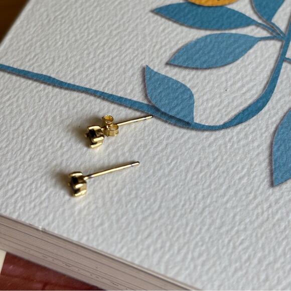 14K Gold Plated CZ Stud Earrings – 3mm Black Stone - Picture 3 of 4